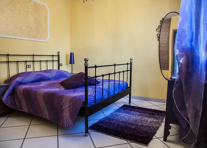 Casale Delle Rose Fattoria Bed & Breakfast 3*