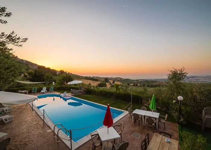 Casale Delle Rose Fattoria Bed & Breakfast